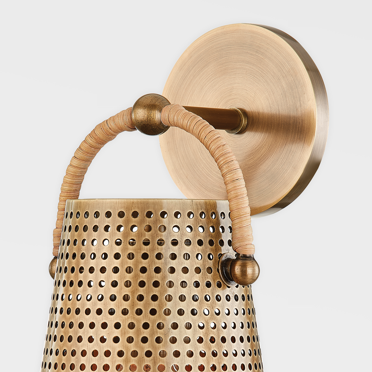Nile Wall Light – Patina Brass with Natural Rattan Detailing