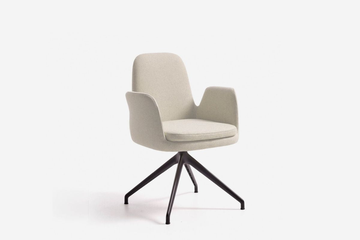 Even Swivel Chair