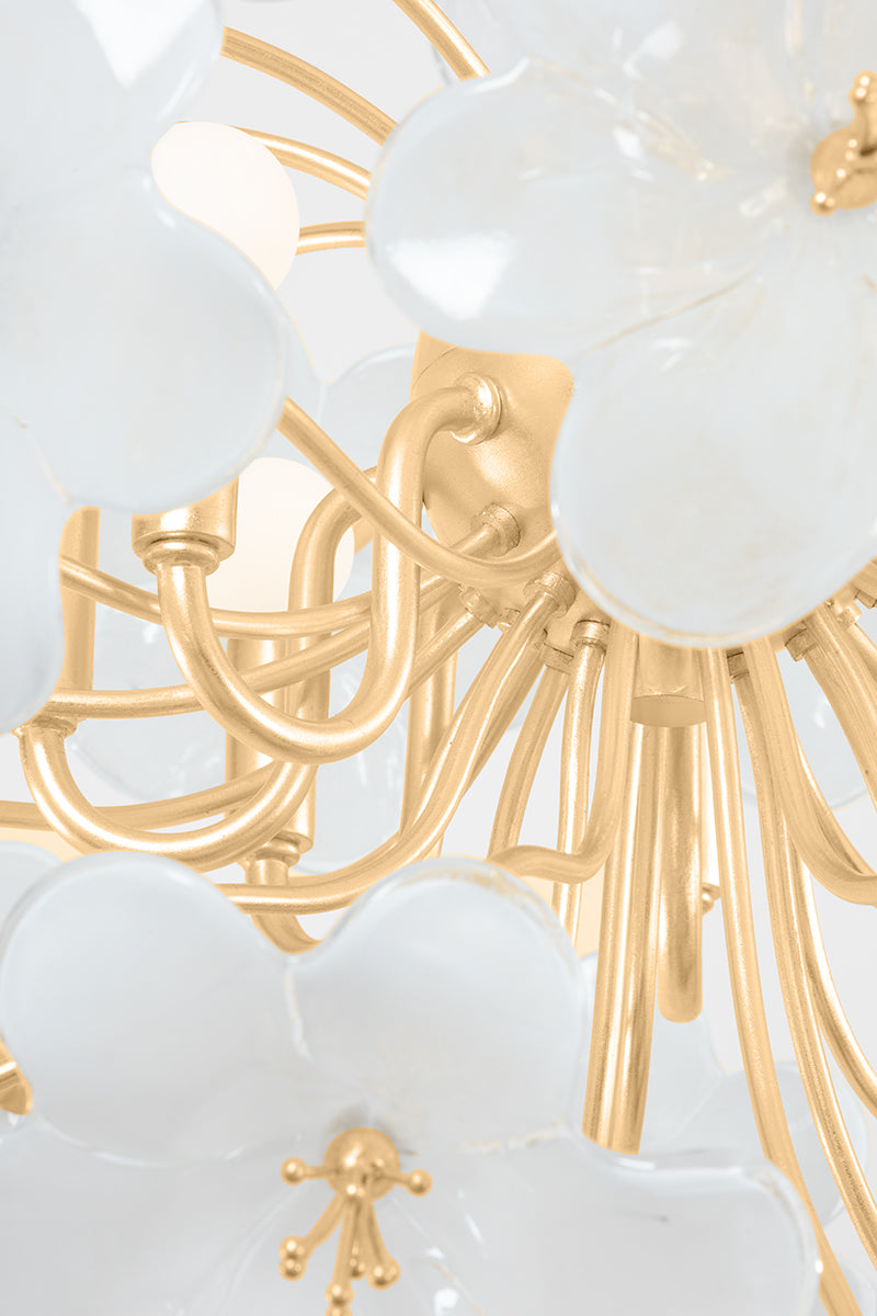Hygea 8-Light Chandelier – Gold Leaf with Piastre Glass