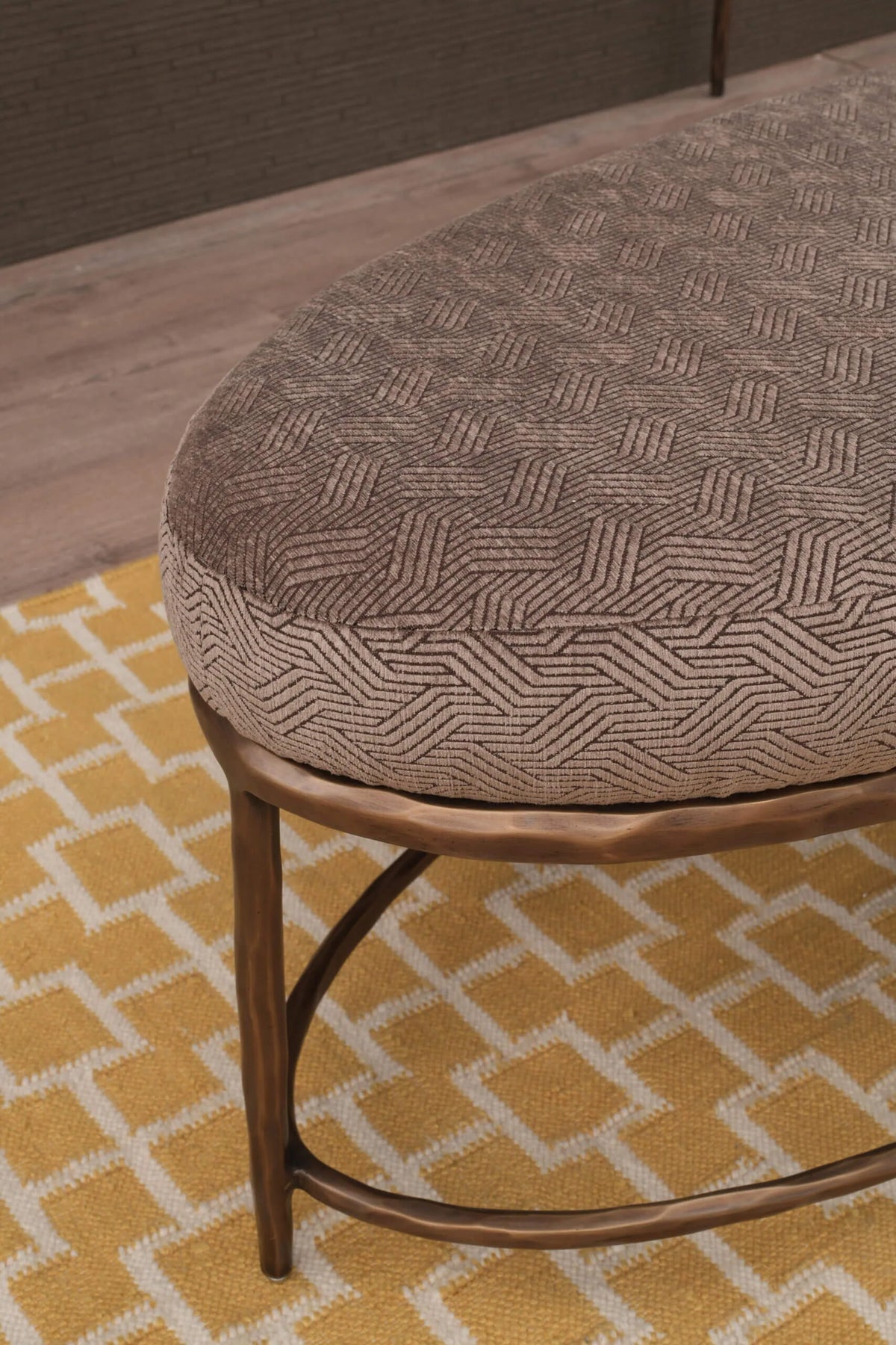 Forge Oval Bench in Bronze Dorato