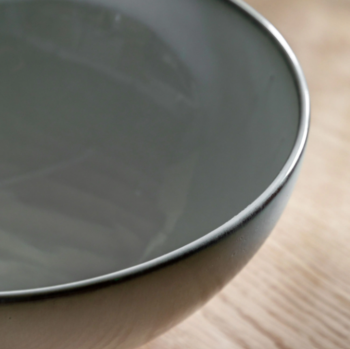 Reactive Glaze Pasta Bowl – Pale Grey