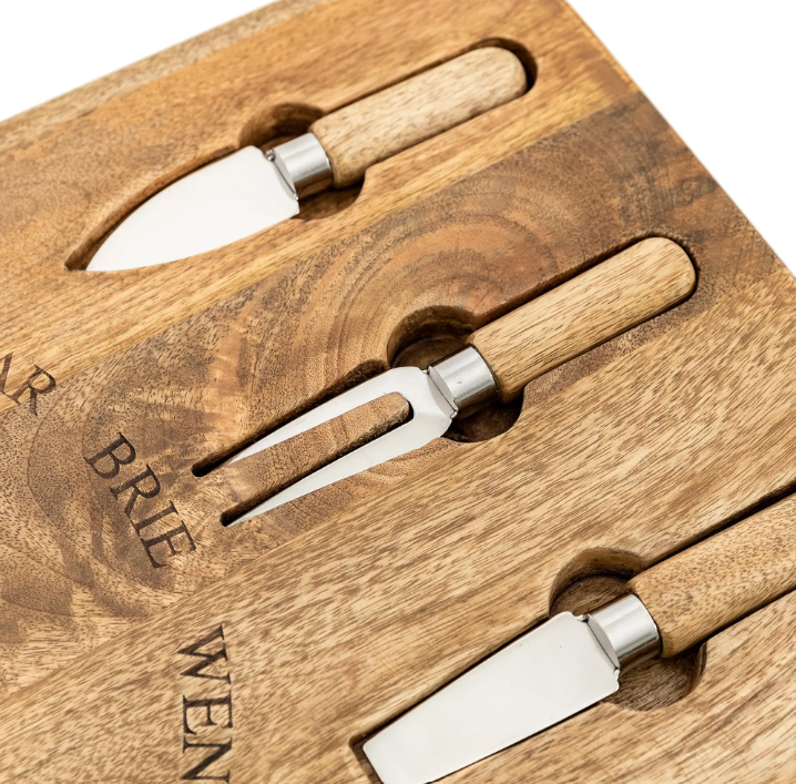 Wells Wooden Cheese Board Set