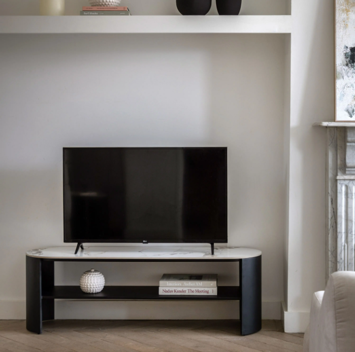 Marzio Media Unit – Black &amp; White Marble Effect