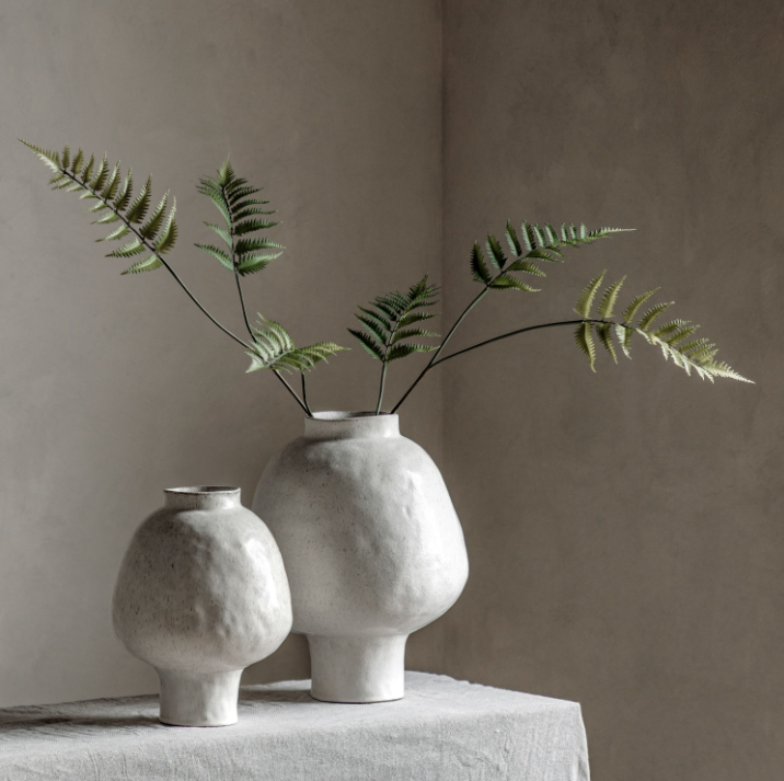 Palawan Vase – Small Stoneware Decorative Vase