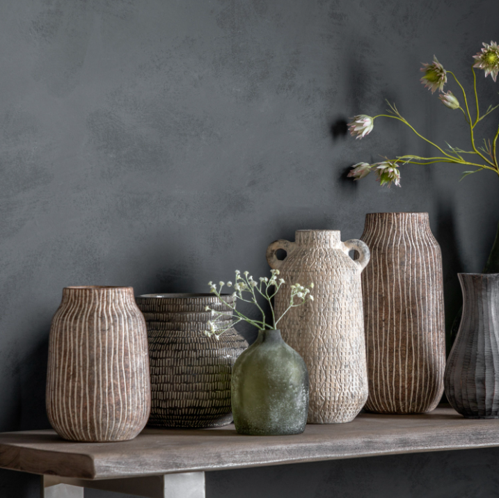 Sgraffito Vase – Wide