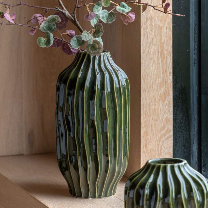 Organic Ribbed Vase – Large