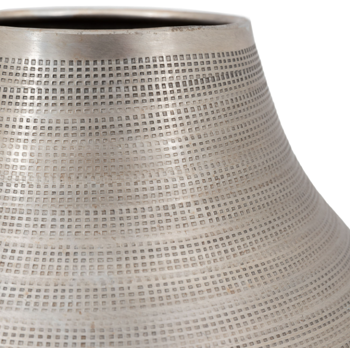 Zahara Hammered Metal Vase – Small
